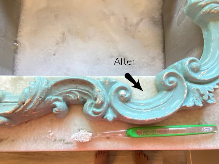 Showing how dirty the frame was before and how nce it was after, cleaning with a toothbrush and Barkeepers friend.