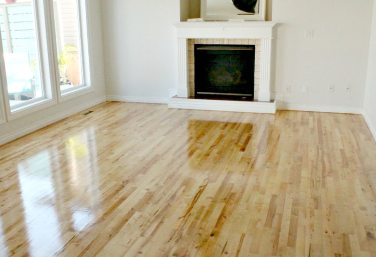 The refinished hardware floor with lots of shine and gloss.