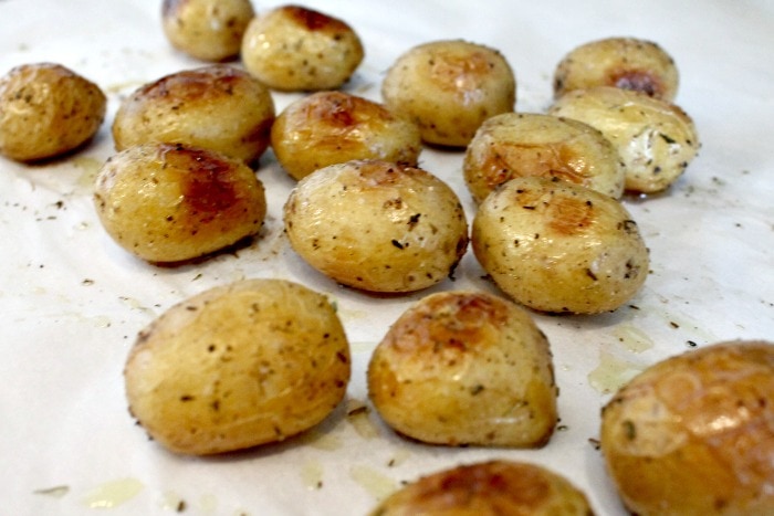 Baked a roasted potatoe appetizers, an easy appetizer or party food. A simple make ahead recipe. 