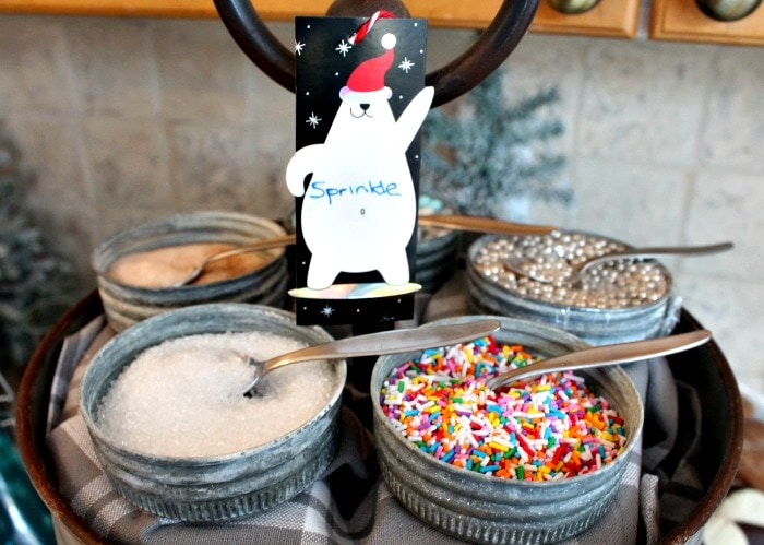 hot chocolate bar,hot chocolate bar ideas, hot chocolate toppings,