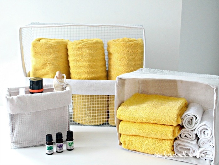 DIY wire storage baskets for beauty supplies and towel. DIY wire baskets, DIY baskets, how to make wire basket, DIY storage baskets,