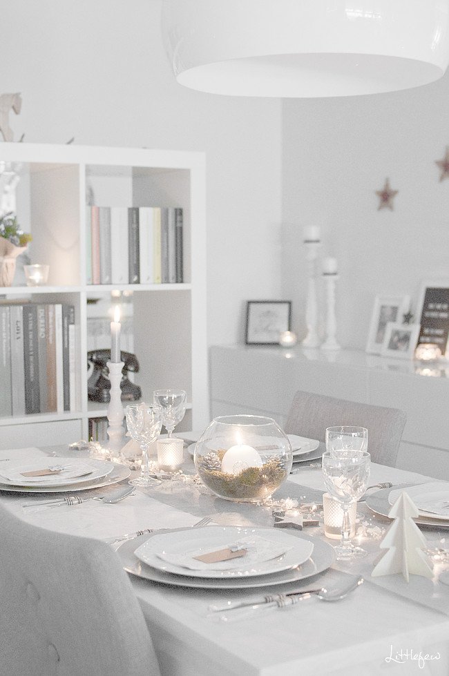 White Christmas Decor Ideas (dining room & foyer) - Artsy Chicks Rule®