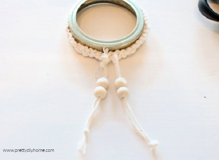 Macrame Christmas Ornaments//DIY Macrame how to wrap a wooden ring with  macrame cord 