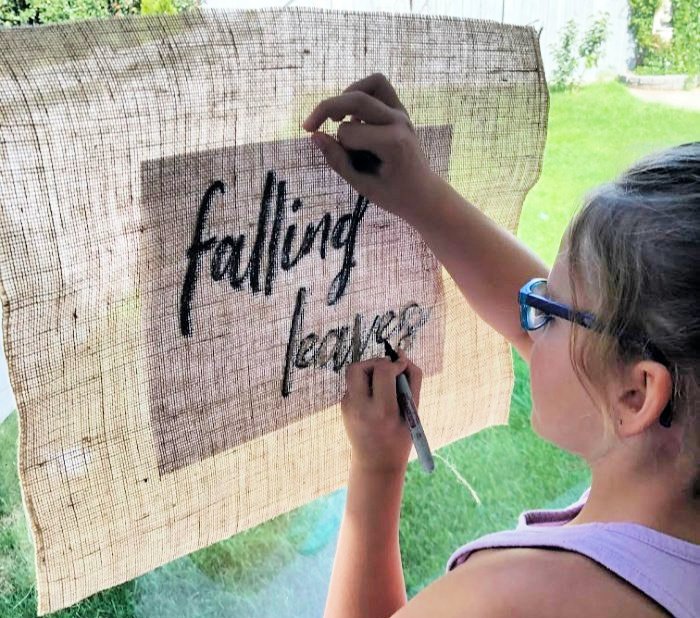 Craft idea for Fall drawing letters on burlap