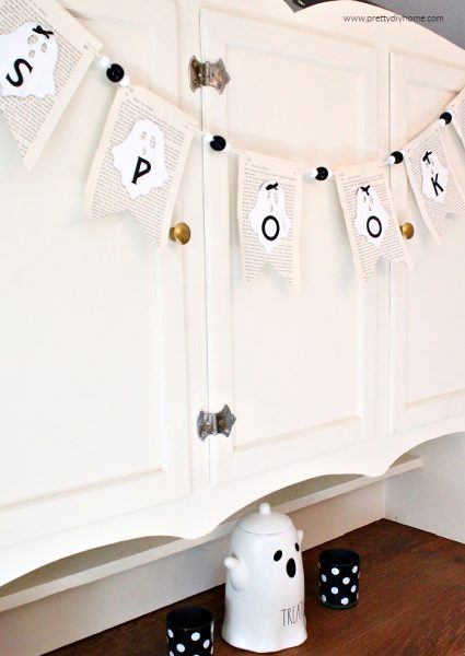 Spooky Halloween Banner - Pretty DIY Home